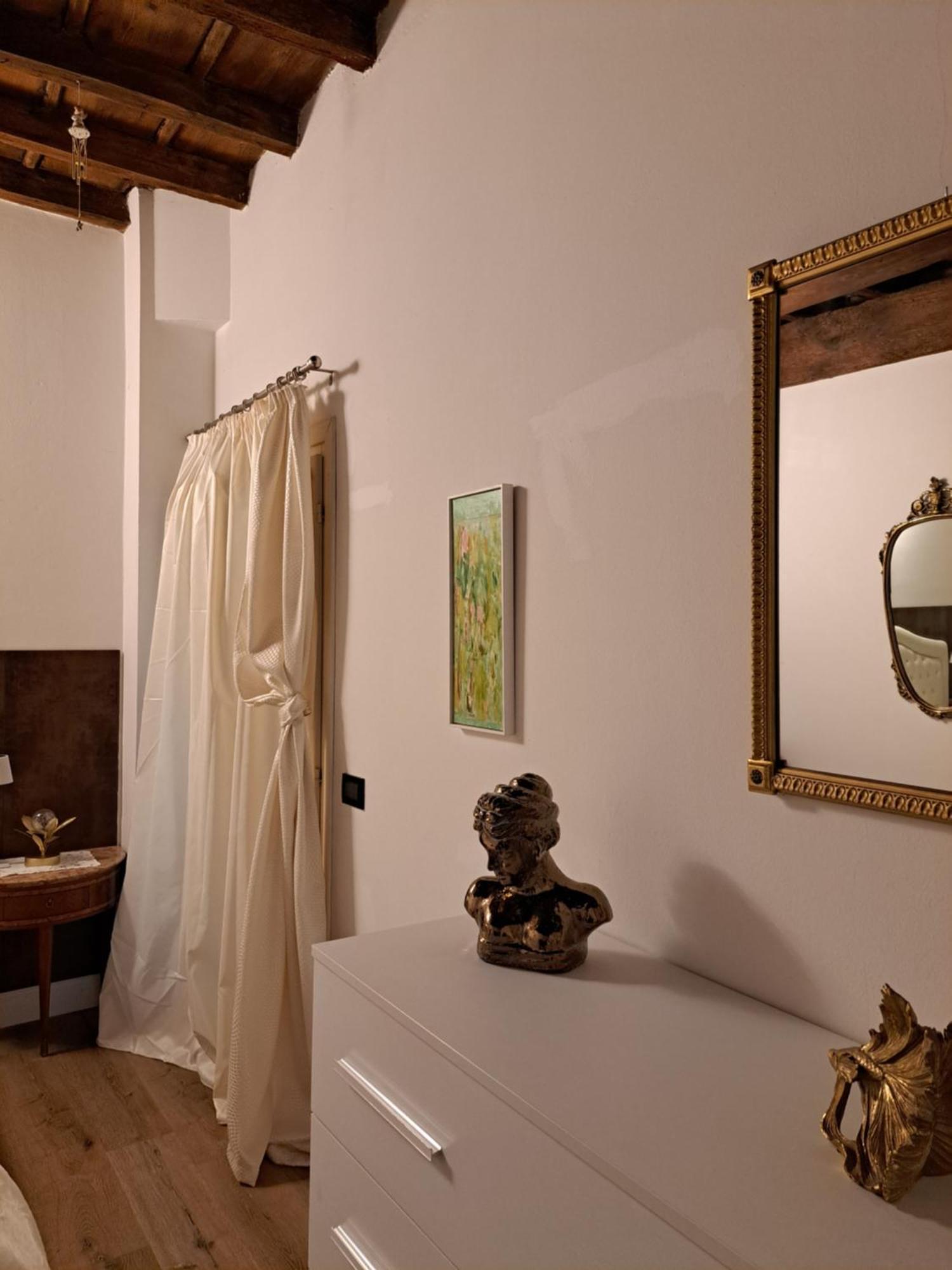 Centro Storico, Centralissimo Luxury Smeraldo Suite Doccia Idromassaggio ,Paniere Gratuito Con Piccola Colazione Ravenne Extérieur photo